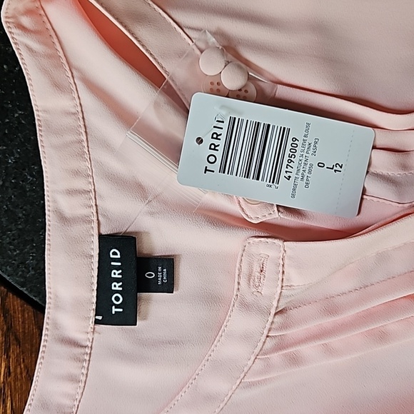 Torrid Pale Pink Georgette Pintuck Long Sleeve Flowy Blouse Size L/12 - Picture 8 of 14